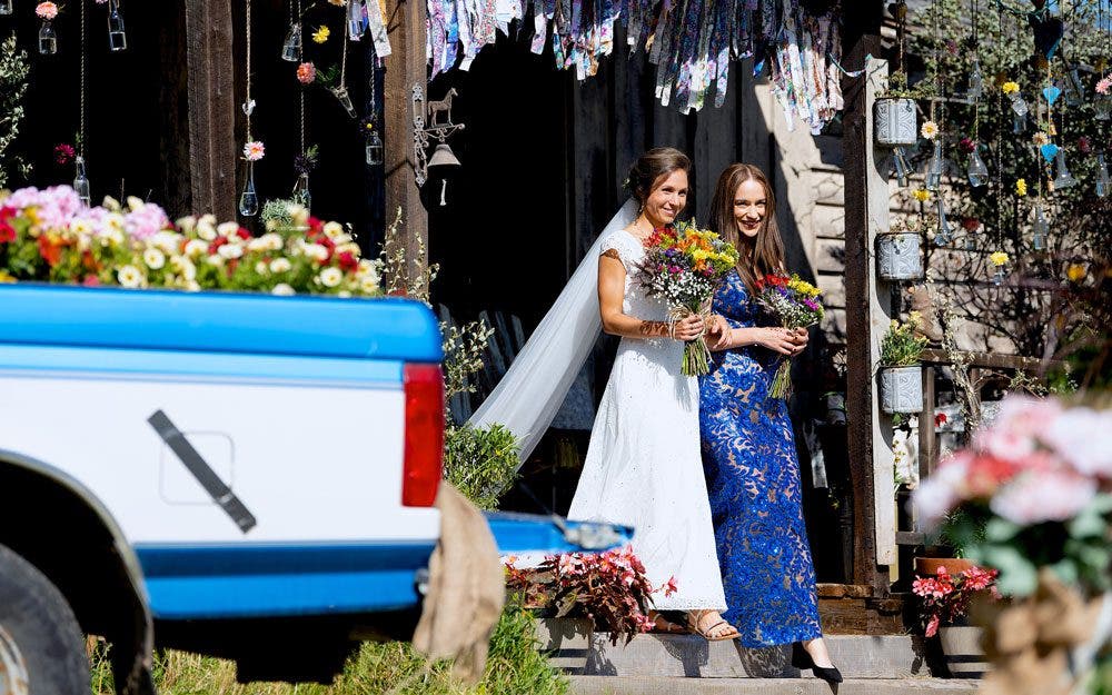 Las hermanas Earp caminando