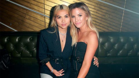 Hayley Kiyoko y Becca Tilley