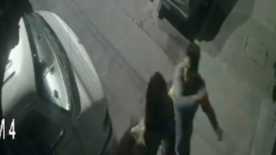 Un hombre golpeó con un ladrillo a una pareja de chicas que se besaban en Coyoacán