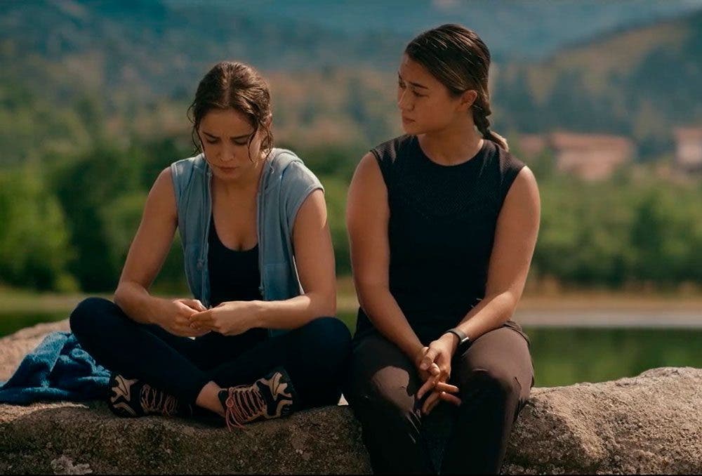 Ava y Beatriz descansando después del entrenamiento