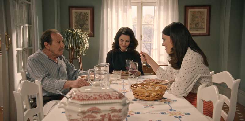 Isidro, Digna y Fina comiendo